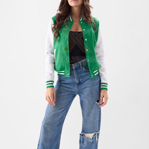 เสื้อแจ็คเก็ตเลตเตอร์แมนคุณภาพดีที่สุด ผลิตจากโพลีเอสเตอร์และผ้าฝ้าย สำหรับผู้หญิงไซส์พลัส มีจำหน่ายแล้ว - Product Image 4