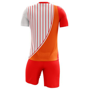 Uniformes de football sur mesure en tissu polyester 100% à séchage rapide Sports Football Club Wear Ensembles d'uniformes pour adultes - Product Image 3