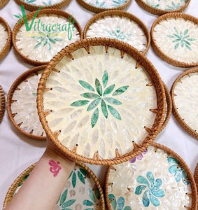 Bandeja de bambú y ratán con perlas incrustadas Productos hechos a mano de tamaño 20cm, productos perfectos hechos a mano, de artesanía de Vietnam - Product Image 3