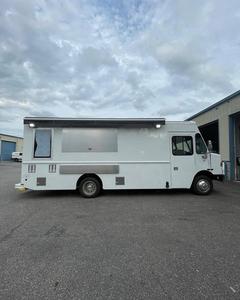 Vehículo de cocina móvil Ruedas de restaurante Camión de comida para pizza Palomitas de maíz para venta al por menor Compre su propio remolque de venta de alimentos - Product Image 1