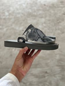 <b>Slippers</b> <b>for</b> Men - Product Image 4