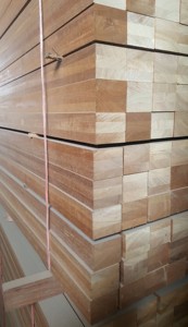 Tablones para Escaleras FJL de Meranti Rojo Oscuro 100% FSC - Product Image 2