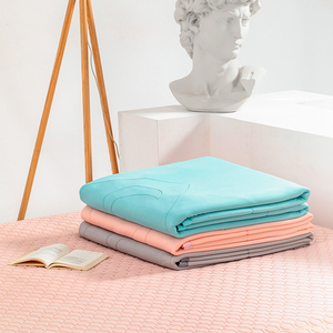 Couettes 100% coton polyester tissu et remplissage couverture en silicone 6D pour la maison, l'hôtel, l'hôpital vente en gros - Product Image 6
