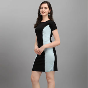 Femmes lourdes importées avec une robe moulante régulière à manches courtes entièrement extensible - Product Image 1