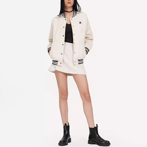 Chaqueta universitaria personalizada para mujer, colección de invierno para jóvenes, chaqueta universitaria ligera de diseño OEM para mujer - Product Image 3