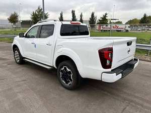 Pick-up automatique d'occasion Navarra Smart R21 2022, sans accident, 50001-75000 milles, sièges en cuir, toit ouvrant - Product Image 5