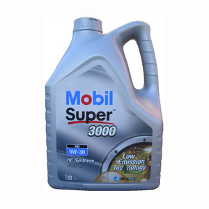 El lubricante de alto rendimiento Mobil Super 3000 5W30 garantiza un funcionamiento suave que proporciona una estabilidad de oxidación superior - Product Image 1