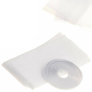 Moustiquaire universelle 180x150cm en polyester et fibre de verre, écran anti-insectes efficace avec fixation Velcro pour usage domestique - Product Image 3