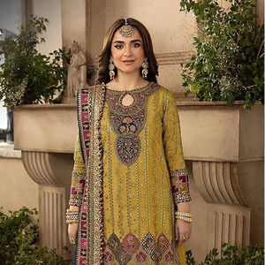 Invierno Chic Organza bordado Shalwar Kameez lujo comodidad ropa india y paquistaní con trabajo de perlas y Santoon capas - Product Image 1