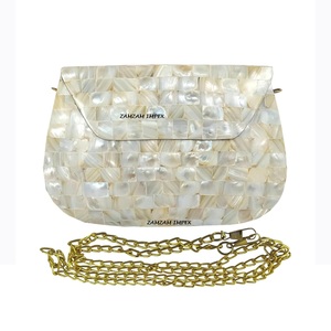 2025 LUJO NUEVA LLEGADA MADRE DE PERLA Y MOSAIC DE METAL BOLSA DE MANO DE FIESTA - Product Image 2