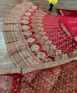 Georgette atractivo con Secuencia de bordado interior de seda satinada con trabajo de piedra lehenga choli con ropa nupcial dupatta para mujer ApparelGarment - Product Image 4