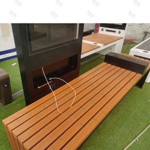 Banc publicitaire intelligent en acier inoxydable et <span class=keywords><strong>bois</strong></span> composite (WPC) à énergie <span class=keywords><strong>solaire</strong></span> CE, <span class=keywords><strong>panneau</strong></span> <span class=keywords><strong>solaire</strong></span> 160W, 4 ports USB, 2 chargeurs sans fil - Product Image 6