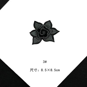 Parches Bordados de Chenilla Tejida Ecológicos Personalizables con Diseños de Rosas Rojas y Alfabeto, Apliques DIY para Coser o Planchar - Product Image 3