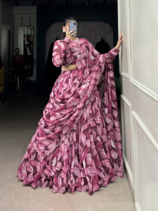 Lehenga choli dupatta ชุดปาร์ตี้ฤดูหนาวของผู้หญิงชุดปาร์ตี้และเทศกาลที่ได้รับแรงบันดาลใจจากวินเทจ - Product Image 2