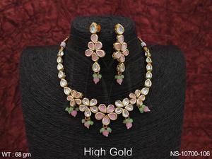 Kundan Pierres Haute Plaqué Or Kundan Bijoux Fantaisie Fête porter Ensemble Collier Court - Product Image 3