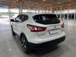 Nissan <span class=keywords><strong>Qashqai</strong></span> SUV 5 places avec caméra arrière Fabrication en Chine Transmission automatique à essence d'<span class=keywords><strong>occasion</strong></span> bon marché Direction gauche - Product Image 2