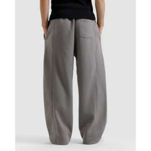 Pantalones Holgados de Pierna Recta en Tejido French Terry con Técnica de Teñido Liso - Product Image 6