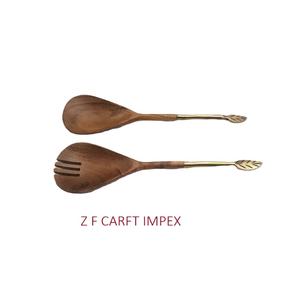 Ensemble de cuillères de service à salade en bois d'acacia avec poignée unique Cuillères de service pour salades Outils de service pratiques - Product Image 1