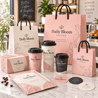 Ensemble d'emballages personnalisés pour café AT PACK avec logo imprimé sur les gobelets, les sacs, les boîtes et les fournitures à emporter pour les cafés et les restaurants