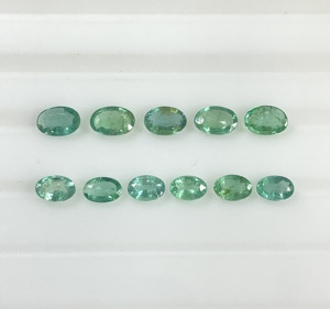 Fine Quality Natural Zambian Emerald Oval Cut 6x4-5x7mm Light Green Color Loose Gemstone for Making Jewellery at Best Price - Product Image 2