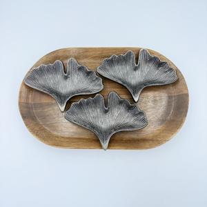 Venta Caliente, Diseño Nuevo y Lujoso, Fruteros con Forma de Hoja con Acabado en Níquel Negro para Servir Frutos Secos por R B Overseas - Product Image 5