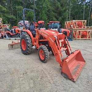 El mejor precio KUBOTA LA526 4WD Tractor diésel Nueva condición Tractor de rueda para caminar con motor KUBOTA y Motor para agricultura - Product Image 3