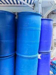 เครื่องเป่าแบบดรัมเป่าวงแหวนคู่สารเคมีเครื่องเป่าพลาสติกลิตร HDPE 200L 220ลิตร55แกลลอนทำเครื่องจักร250L สีฟ้า