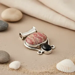 จี้เงินแท้ 925 ทำมือ ประดับโรโดไนต์และโอนิกซ์ พร้อมเครื่องประดับพลอยเทอร์ควอยซ์และโอปอล สไตล์ศาสนา สำหรับผู้หญิง - Product Image 3