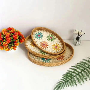 Plateau de service en rotin tissé pour la cuisine panier de rangement en rotin tissé avec plateau de base en coquille décor à la maison pour le rangement de la cuisine - Product Image 1