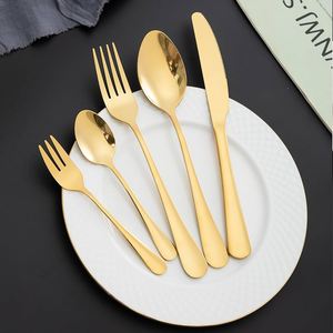 Couverts en métal plaqué or Western avec poignée carrée pour la maison et le restaurant Vaisselle de table Ensembles de couverts - Product Image 3