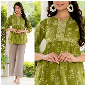 Colección de Lujo Ligera con Estampado Floral, Estilo TOP/Kurta Hecha a Mano, con Jegging, Ideal para Oficina y Uso Diario - Product Image 2