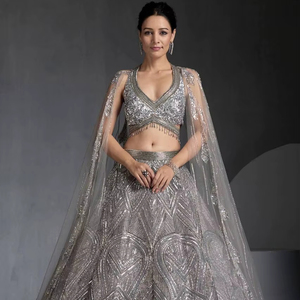SHIV FASHION - Hermoso Lehenga Choli Dupatta Tradicional Pakistaní de Diseño, de 3 Piezas, en Faux Georgette, Largo hasta el Suelo, para Festivales - Product Image 1