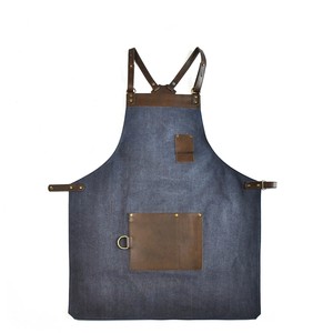 Meilleure vente en gros Tablier de barbier en toile et cuir de haute qualité Tablier de salon de coiffeur croisé avec poches et anneau en métal - Product Image 6