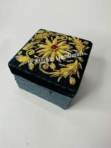 Boîte de rangement pour bijoux en tissu Shanell, motif parfait, magnifique, fabrication artisanale, pièce royale pour offrir en cadeau - Product Image 4