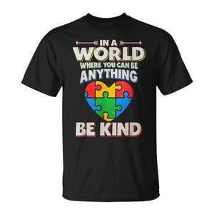 En un mundo donde puedes ser cualquier cosa, sé amable, camiseta con diseño de rompecabezas de corazón para concienciación sobre el autismo, color negro, unisex para adultos - Product Image 1