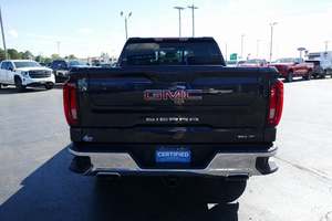 G-M-C Sierra 1500 SLT Crew Cab 4WD Usada de 2022 - Product Image 5