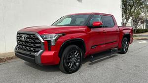 Toyota Tundra 2022 Edición 1794, Cabina Doble, 4x4, Motor V6 Biturbo de 3.5L, Camioneta con Tracción en las Cuatro Ruedas - Product Image 3