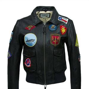 Chaqueta de vuelo con capucha de piel Premium para Mujer | Elegante abrigo de aviador de invierno con Forro cálido de piel sintética - Product Image 3