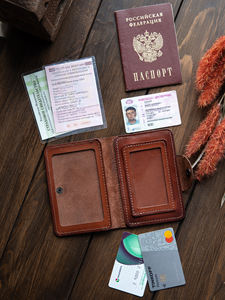 Portadocumentos de Cuero Genuino de Alta Calidad para Documentos de Auto, Solución Elegante y Práctica para Guardar Documentos - Product Image 6