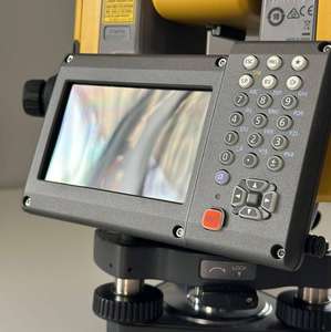 Station totale robotisée modèle GT-1003 avec tablette FC et logiciel magnétique RC-5000, disponible à la vente en bon état - Product Image 2