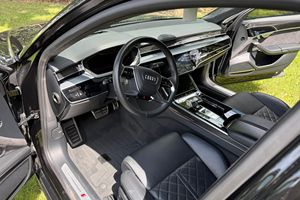 EXTREMEMENT PROPRE 2020 AU-D I S8 PRÊT À ÊTRE EXPÉDIÉ - Product Image 4
