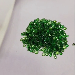 495 pièces de Tsavorite naturelle 1.5mm 2mm 3mm facette ronde 22 Cts Lot Iroc ventes vert tsavorite qualité pierres précieuses coupées 80 $ US pour tous - Product Image 3