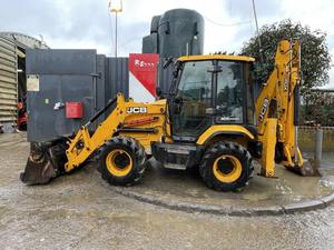 Chargeuse-pelleteuse 4x4 neuve et d'occasion avec chargeurs frontaux et moteur à vendre à prix avantageux - Product Image 2