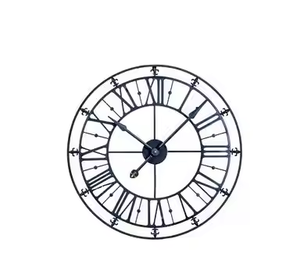 Azora Industries Horloge murale analogique en métal au design unique avec couleur et taille personnalisées pour la décoration intérieure - Product Image 3