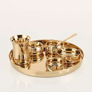 Ensemble de thali en laiton pur élégant avec cuillère katori et assiettes, aspect traditionnel, facile à nettoyer et à entretenir pour un usage domestique et religieux - Product Image 4