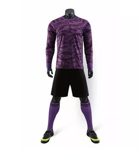 Ropa de equipo de fútbol con logotipo de impresión gratis, Camiseta deportiva personalizada barata, uniforme de fútbol, diseños de manga completa, camiseta de fútbol, camiseta de fútbol - Product Image 5