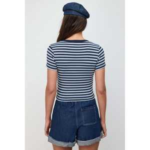 Haut à manches courtes à rayures décontracté pour femmes Coupe ajustée Imprimé vintage Crop Tee Respirant Vêtement d'été - Taille unique convient aux tailles XS S M L XL - Product Image 5