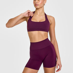 Vente en gros Logo personnalisé Figue mûre Short à mouvement doux et soutien-gorge licou facile à soulever Ensemble 2 pièces d'entraînement pour femmes encolure carrée - Product Image 1