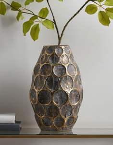 High Grade Metal <b>Flower</b> <b>Vases</b> Set of 2 <b>for</b> Professional Gardens Decorative Metal Garden <b>Vases</b> <b>for</b> <b>Sale</b> - Product Image 4