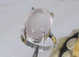 Anillo de Plata con Cuarzo Rosa, Elegante Anillo Brillante |   Regalo Atemporal para Ella. - Product Image 2